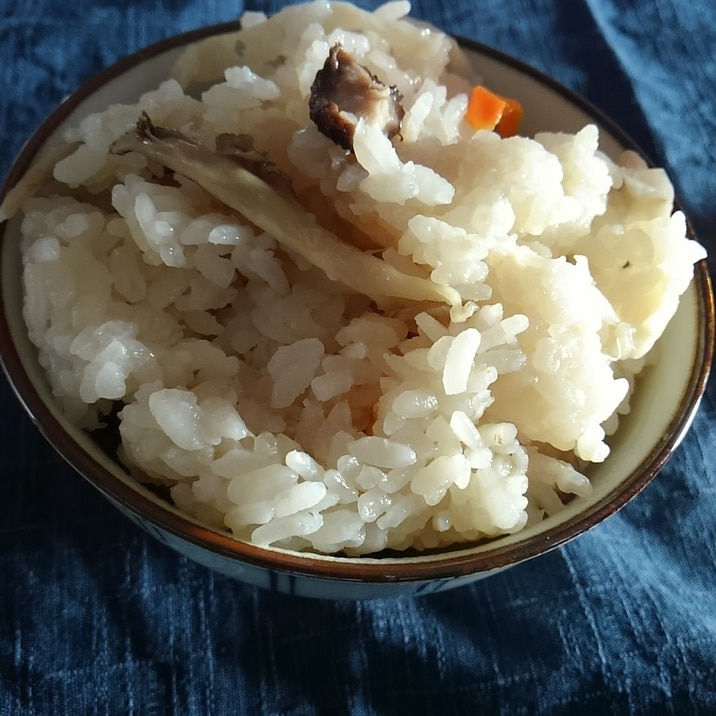 余った鍋つゆで　炊き込みご飯